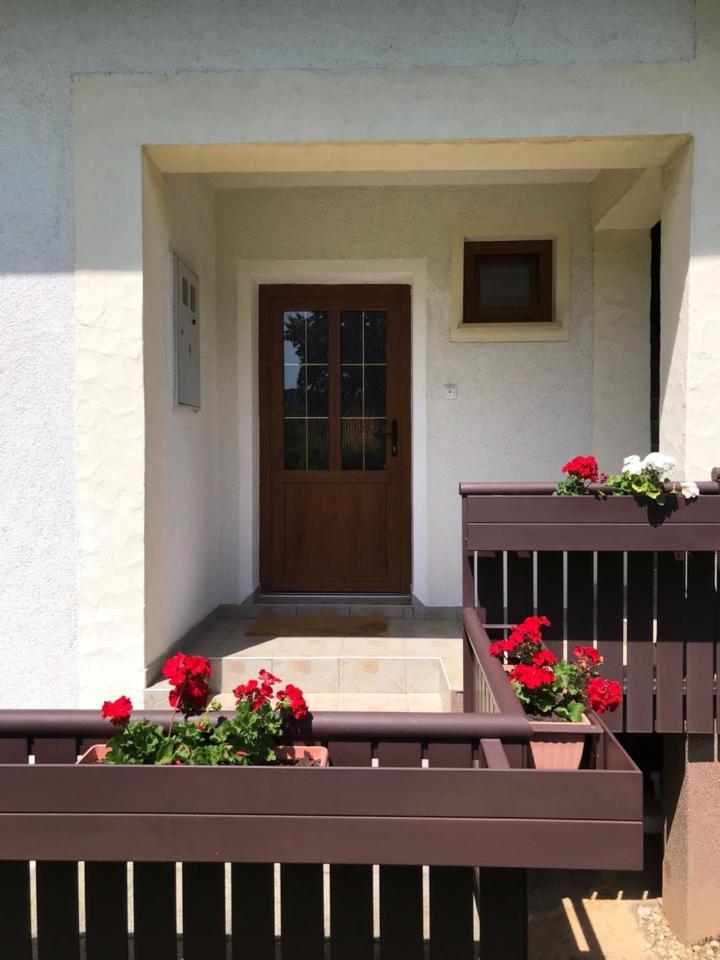 Apartments Renata سوملجاناك المظهر الخارجي الصورة